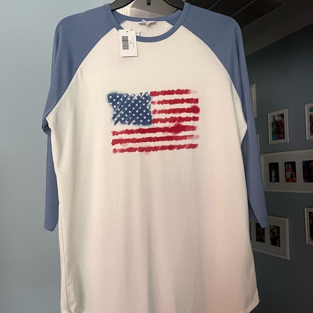 LuLaRoe Patriotic Blue and White 3/4 Sleeve Tee